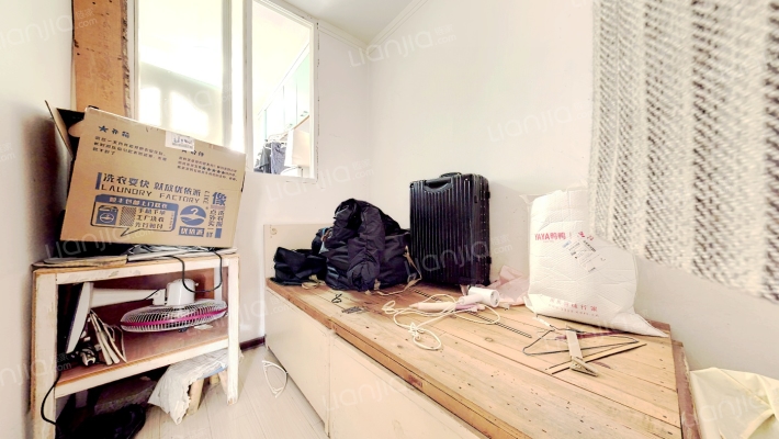 桥园小区二手房实景图