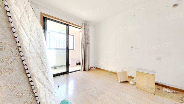 崧泽华城和瑞东苑二手房实景图