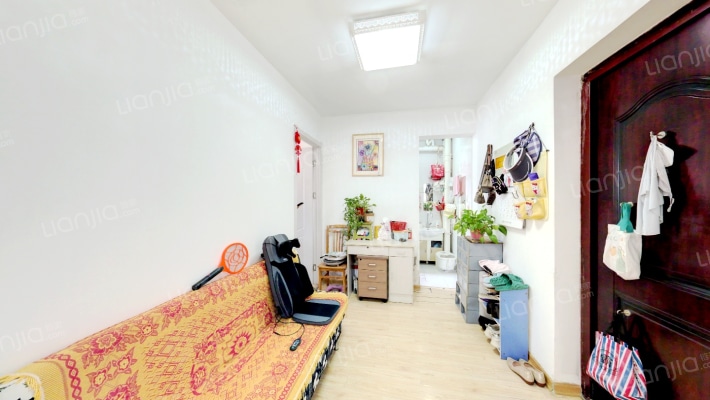 河定桥新苑二手房实景图