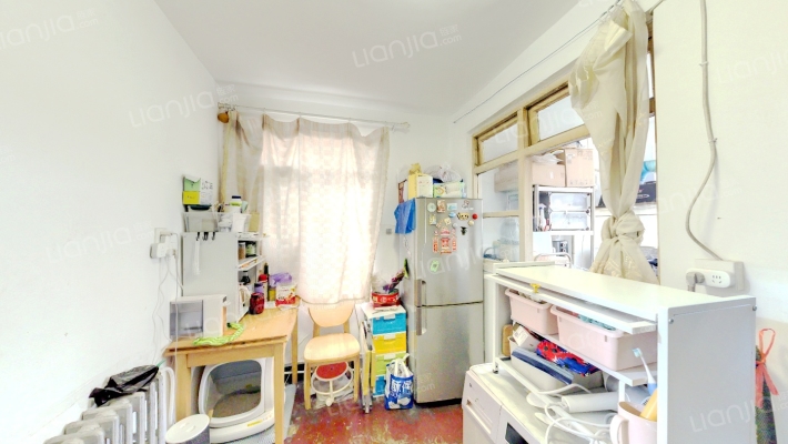 南江东里二手房实景图