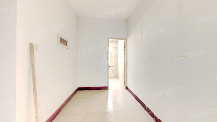 长清银河商厦综合楼二手房实景图