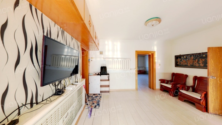 三机小区二手房实景图