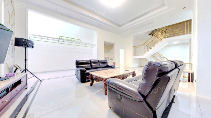 绿地海珀风华(别墅)二手房实景图