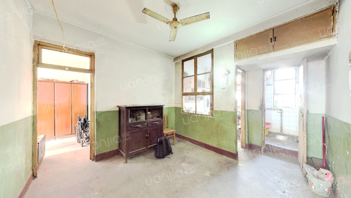 科大宿舍二手房实景图