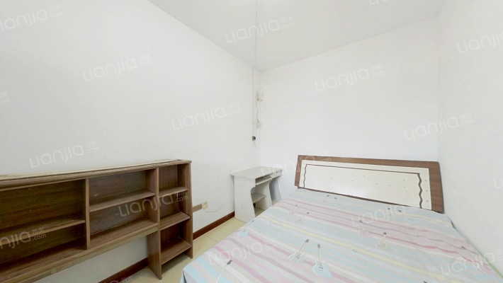 新世纪商贸大厦二手房实景图