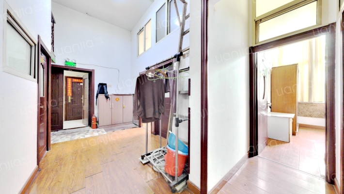 富达蓝山二手房实景图