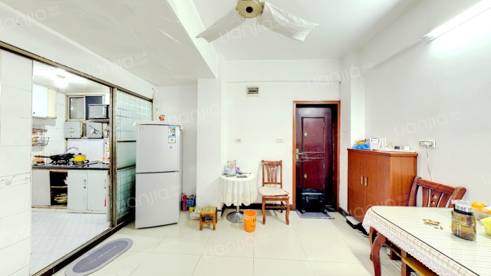 荣发小区二手房实景图