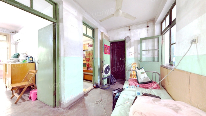 中机六院家属院二手房实景图