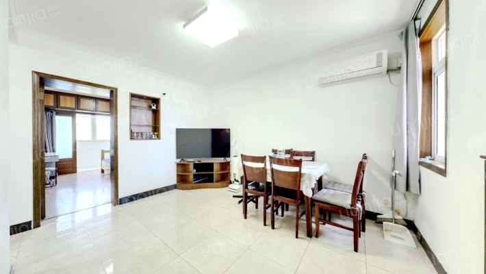 虹苑新寓四村二手房实景图