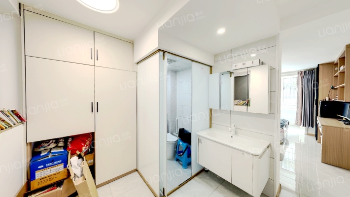 美化里二手房实景图