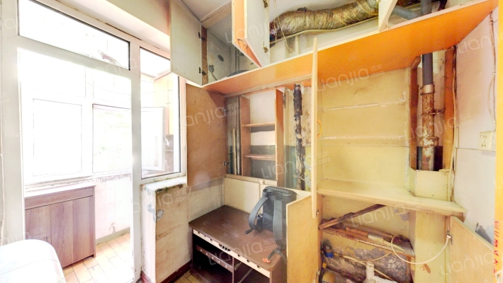 巨龙小区二手房实景图