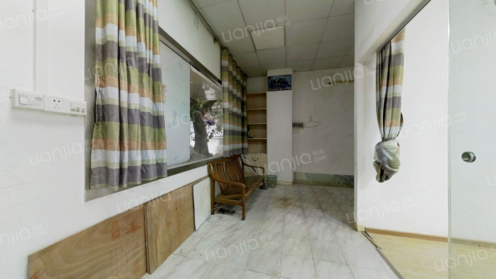 天河鸿运花园二手房实景图