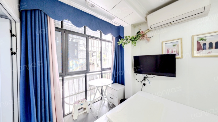 东方新城二期二手房实景图