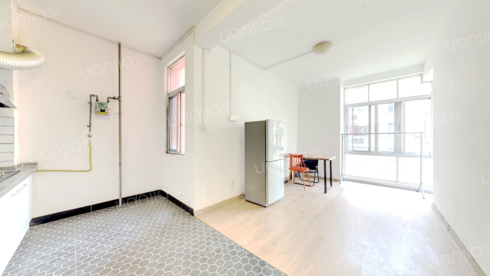 松涛苑E区二手房实景图