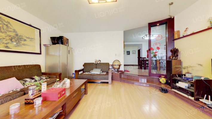 丽日樱花二手房实景图