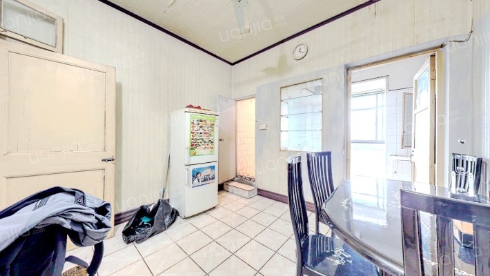 环城西路70号二手房实景图