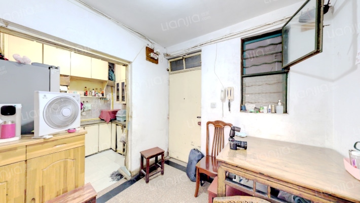 凌兆新村(凌兆路586弄)二手房实景图