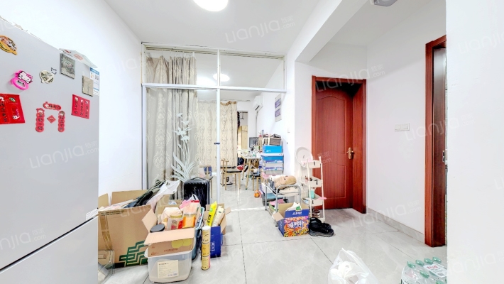 新鹿花苑四期二手房实景图