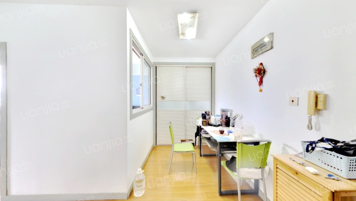 金淞家园二手房实景图