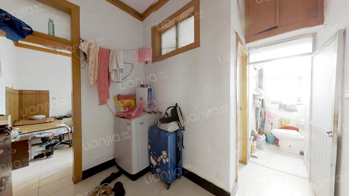 南阳路209号二手房实景图