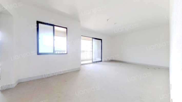 飘鹰富春江花苑二手房实景图