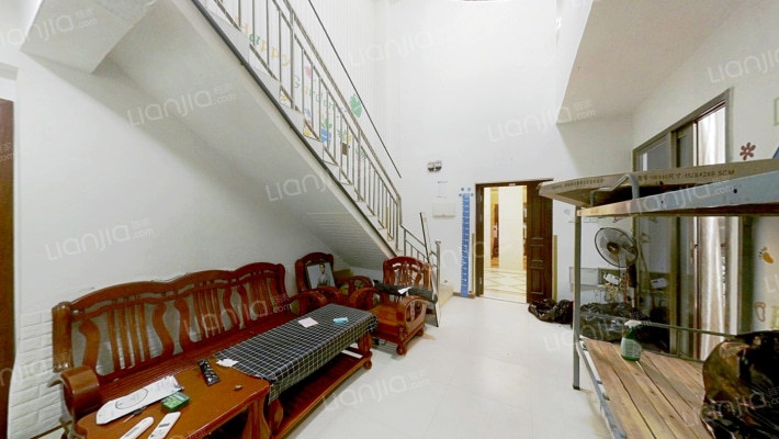 融信大卫城B区二手房实景图