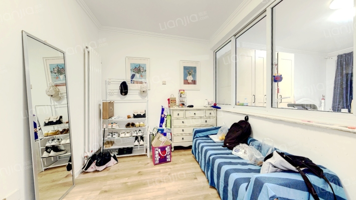 纬四路二手房实景图