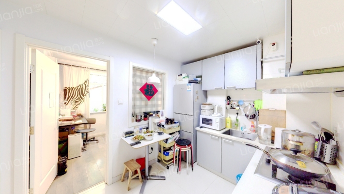 昆明路(体育馆街)二手房实景图