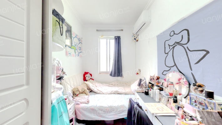 中牌楼东95号二手房实景图