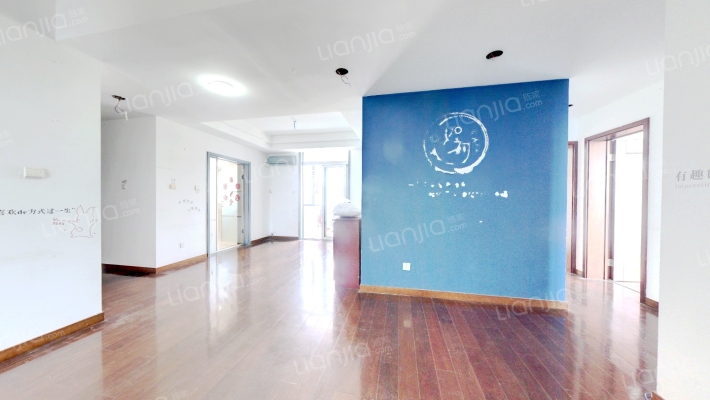 海信都市华彩二手房实景图