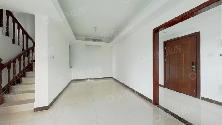 金海大桥桥头堡精装三房业主诚心出售看房有钥匙