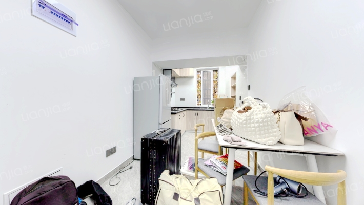 濮家新村二手房实景图