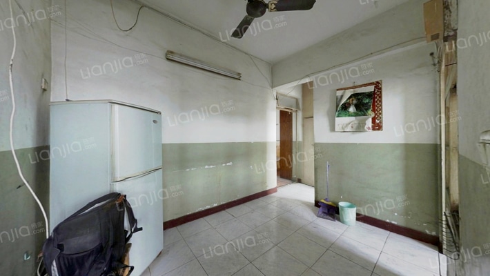 南炼二村二手房实景图