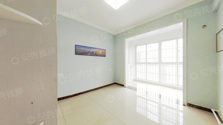 房东诚心出售，枫叶城，随时看房，温馨三房，视野好-卧室B