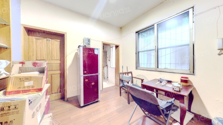 马镇街21号二手房实景图