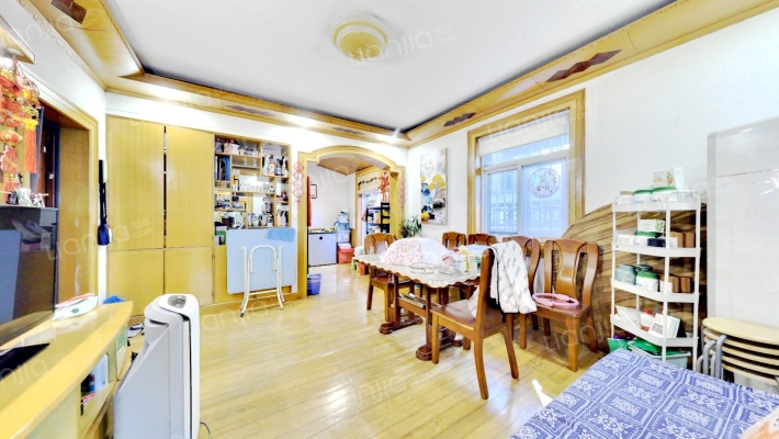 和燕路275号二手房实景图