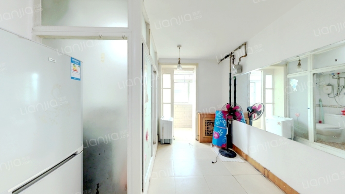 八一小区二手房实景图