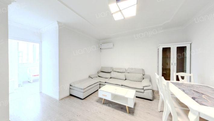 荣成大厦二手房实景图