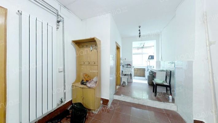 革新中街23号二手房实景图