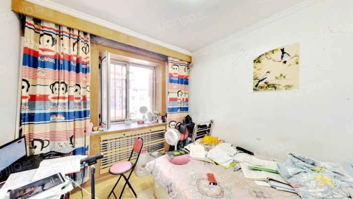 警校小区二手房实景图