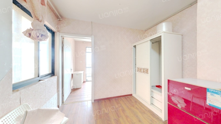 河定桥新苑二手房实景图