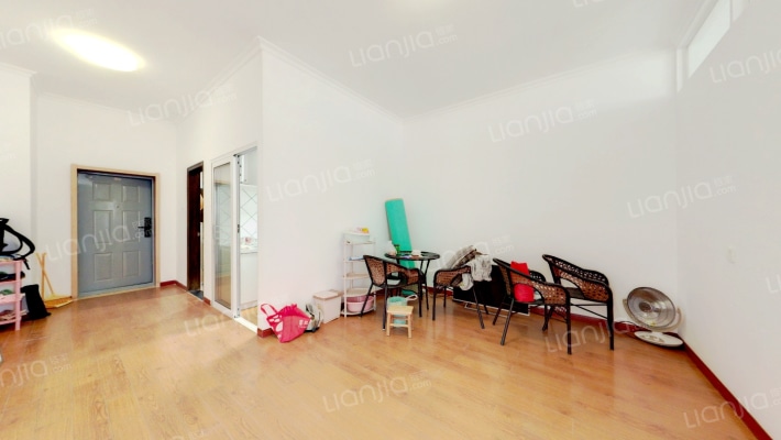 黄金海岸二手房实景图