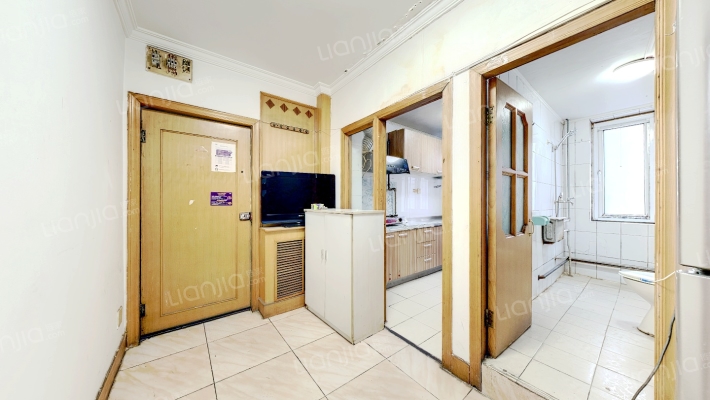 六里屯西里二手房实景图