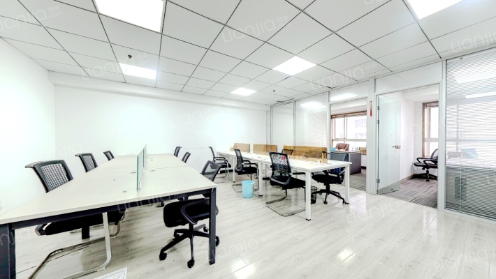 新世界中心二手房实景图