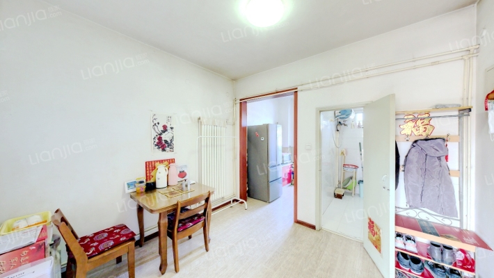 览桥里二手房实景图