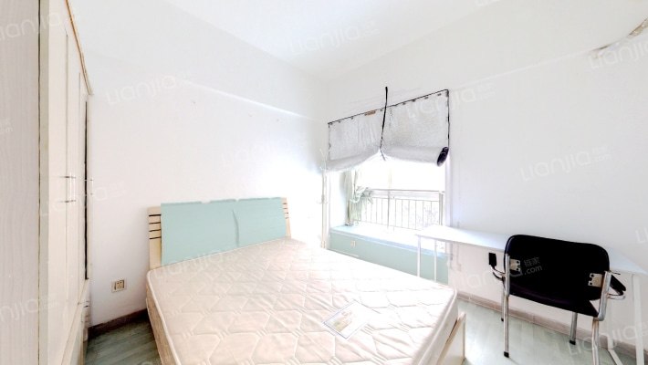 纯真年代二手房实景图