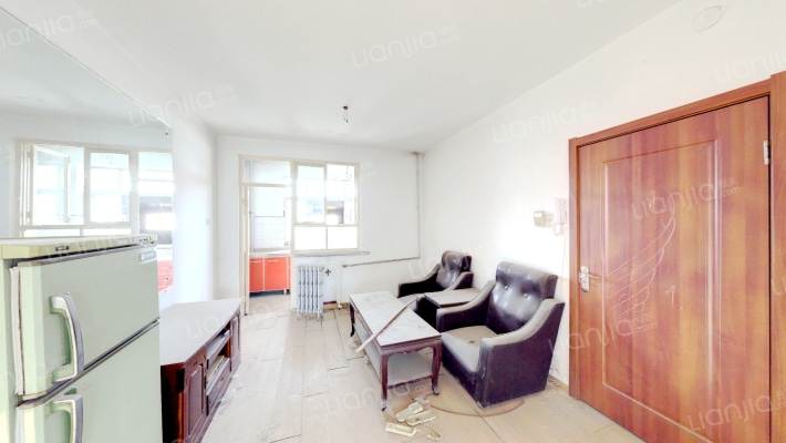 中兴实业宿舍二手房实景图