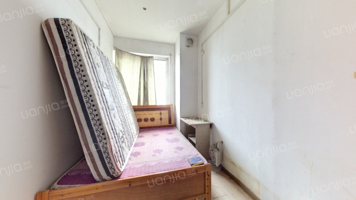 中大长江紫都三期二手房实景图