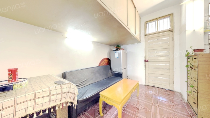 德望社区二手房实景图