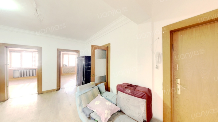 新发小区F区二手房实景图